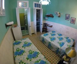 An image of Room 3 in Vista al Mar hostal in Old Havana