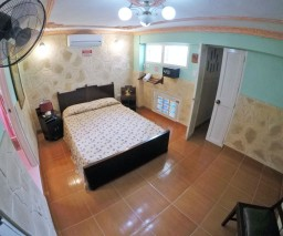 Room 4 of Vista al Mar guesthouse in Old Havana