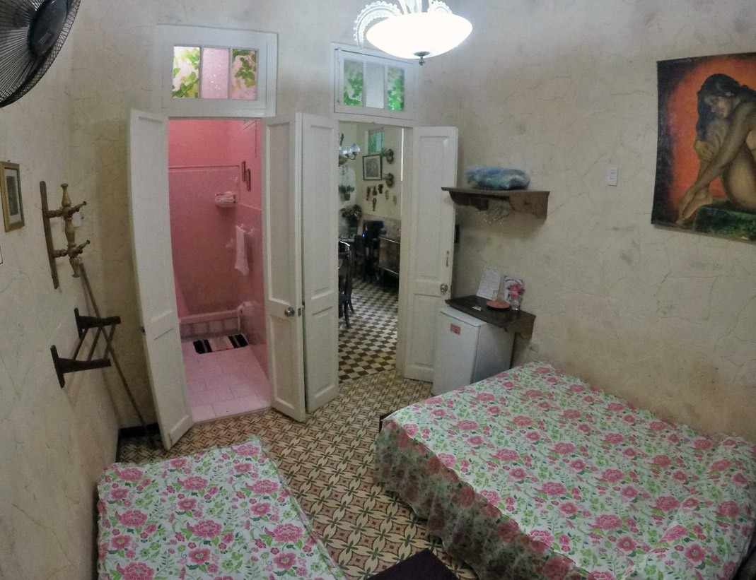Room 3 of Casa La Caridad in Old Havqna