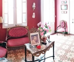 The sitting room in Vista al Mar guesthouse in Old Havana